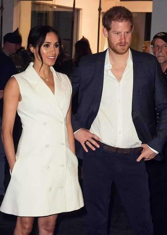 Meghan-Markle-maini-buzunar