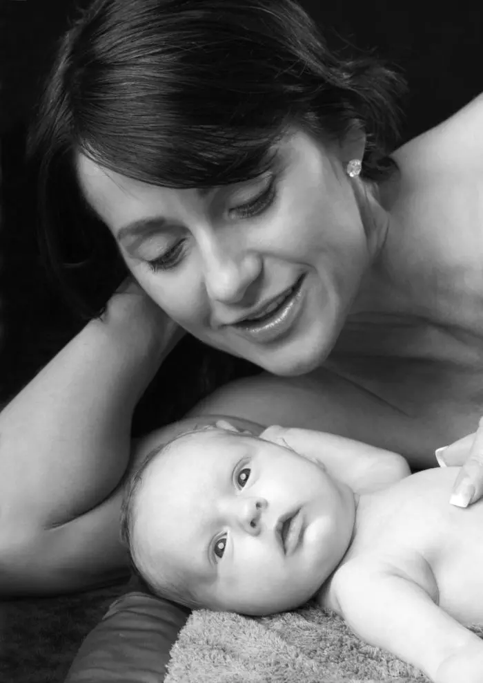 Nadia Comaneci și fiul ei în 2006, pentru VIVA!