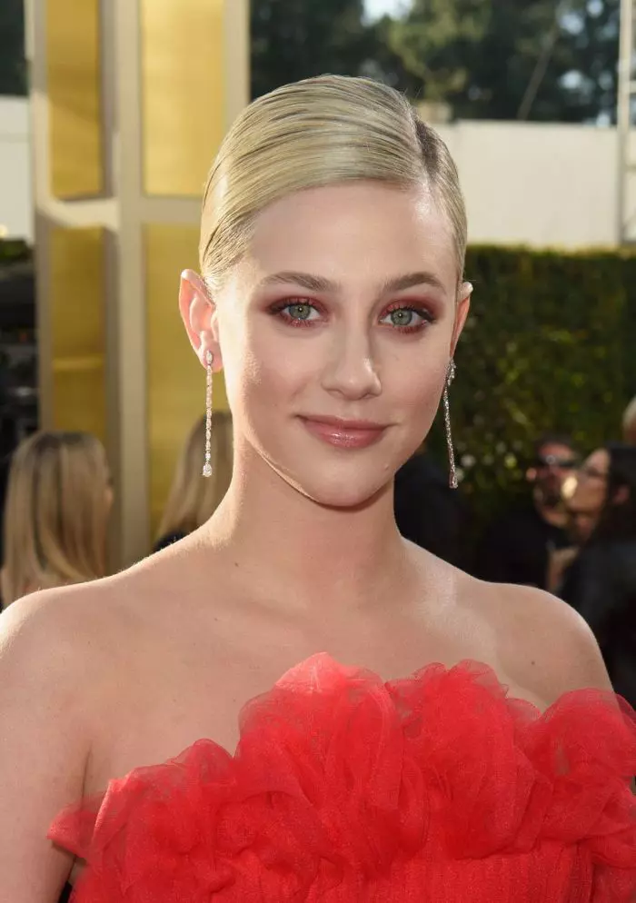 Lili Reinhart