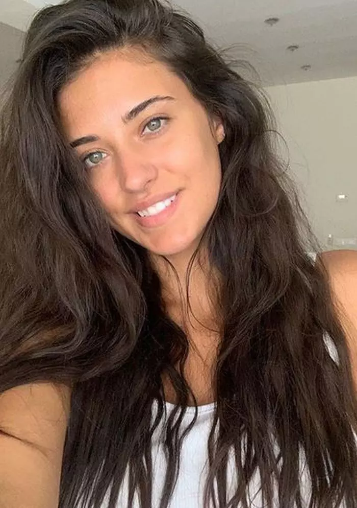 Antonia are 30 de ani