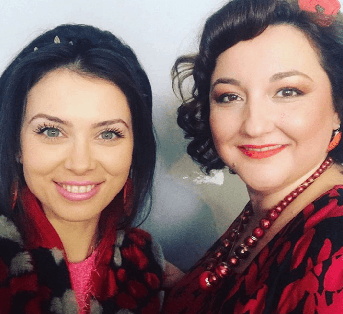 ecaterina-ladin-transformare-impresionanta-in-viata-reala-cum-arata-cand-nu-o-interpreteaza-pe-dalida_size20