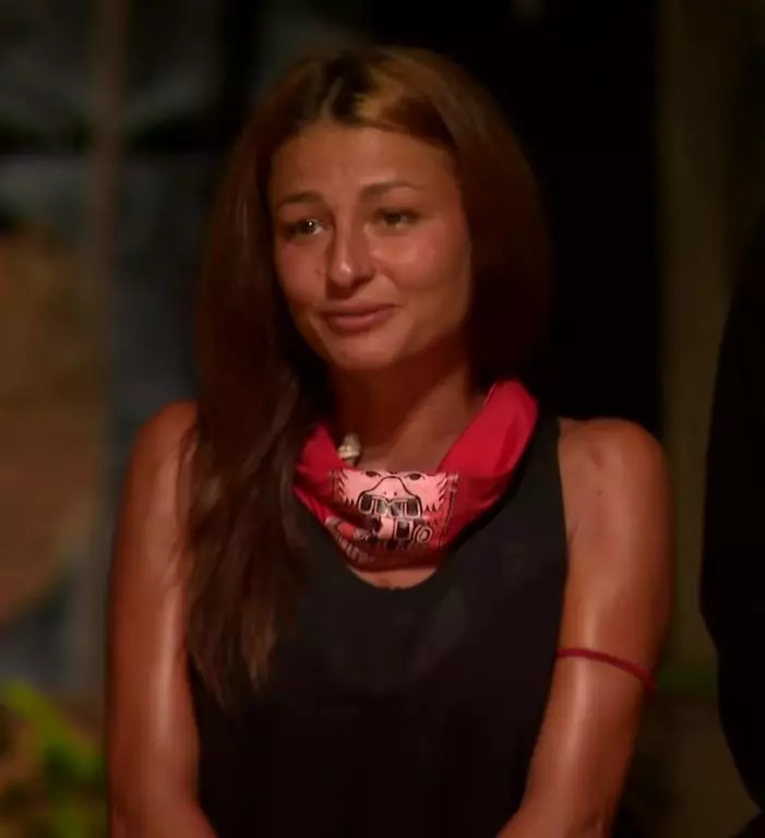 2021-03-17-11_04_00-Consiliu-de-eliminare-tensionat-Si-au-dorit-o-afara-din-echipa-dar-concurentul