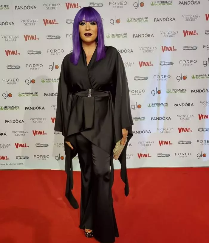 Oana-Roman-Viva-Party