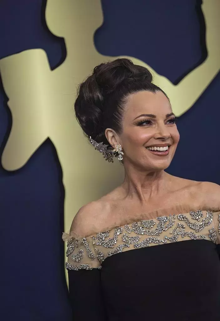 fran-drescher-la-sag-awards-2022-3-702x1024-1