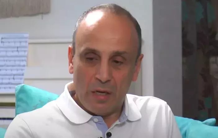 Dr.-Wargha-Enayati-imperiul-leilor-5