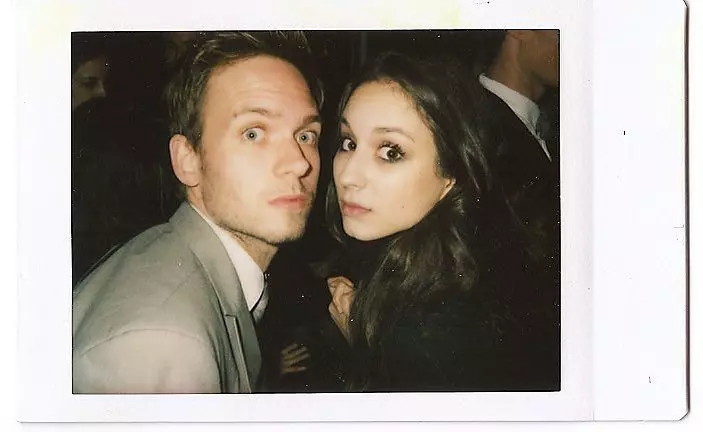 @sleepinthegardn (Troian Bellisario)