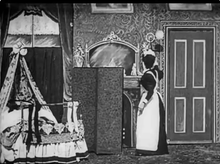 Cel-mai vechi-film-de-Craciun-5