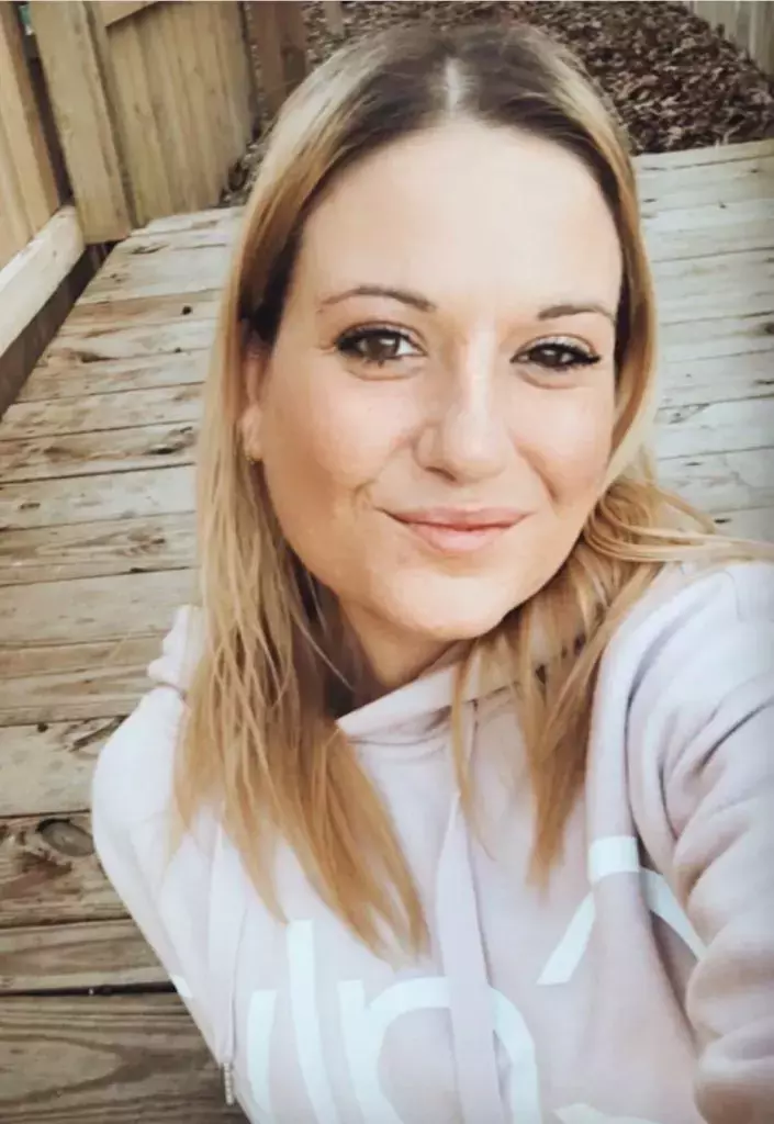 282685212_533928041715828_8961167885765437645_n-705x1024-5