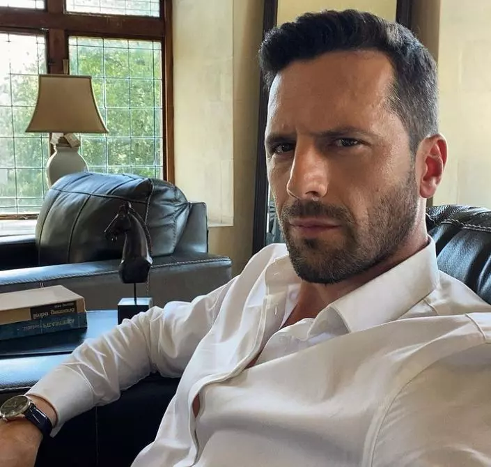 adrian-nartea-interviu-sotie-7