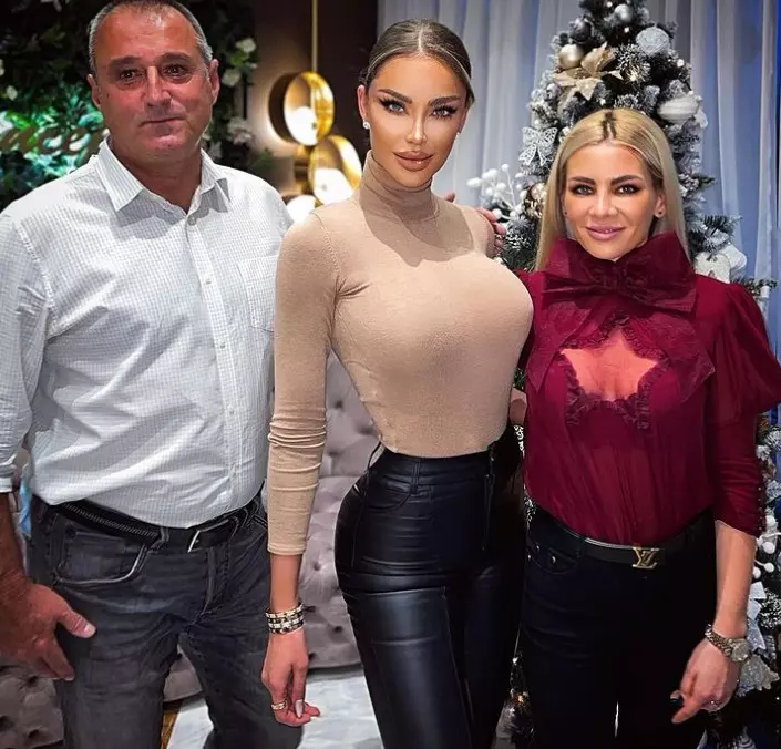 4-Bianca-Dragusanu-3