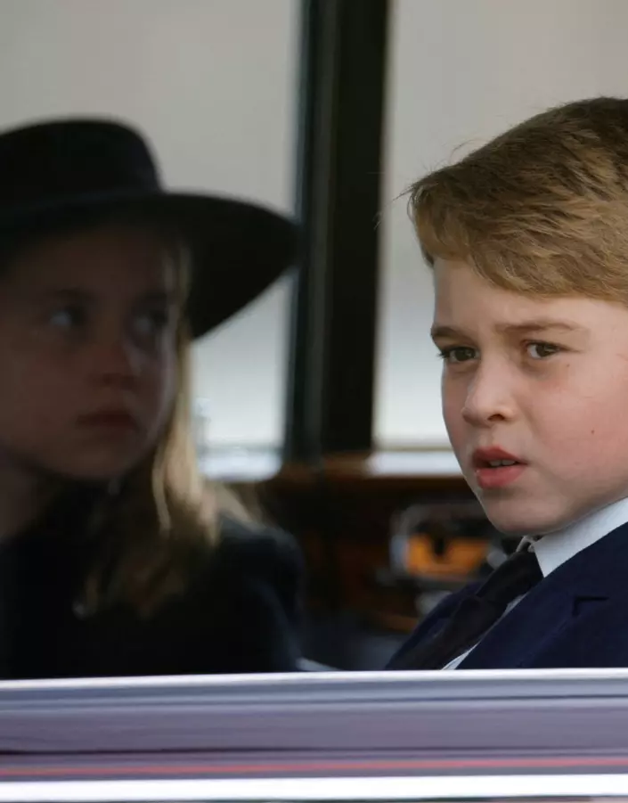 Prințul George și Prințesa Charlotte la înmormântarea Reginei Elisabeta a II-a (5)