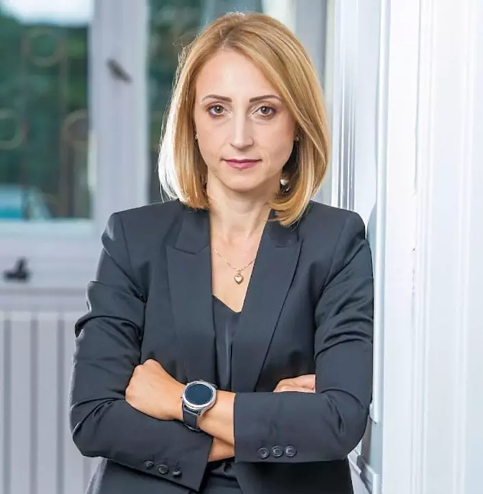 Foto redimens Driven Lady 001