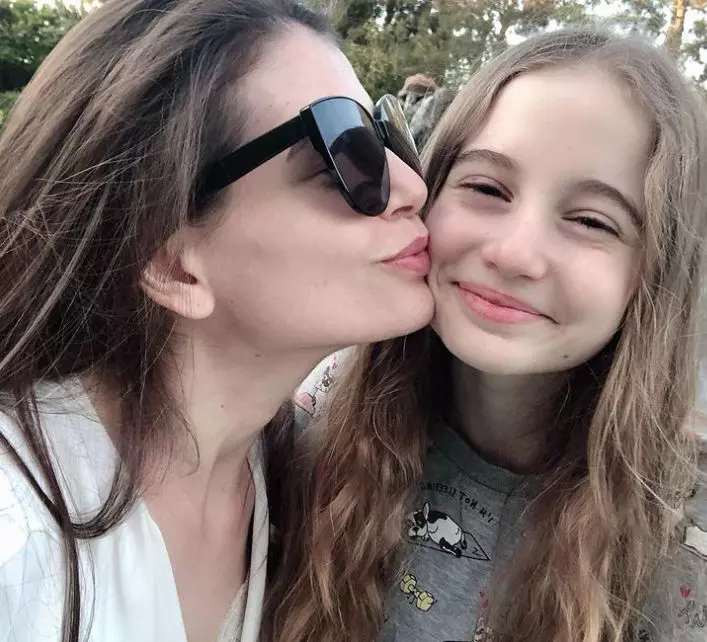 monica-gabor-impacare-mr-pink-5