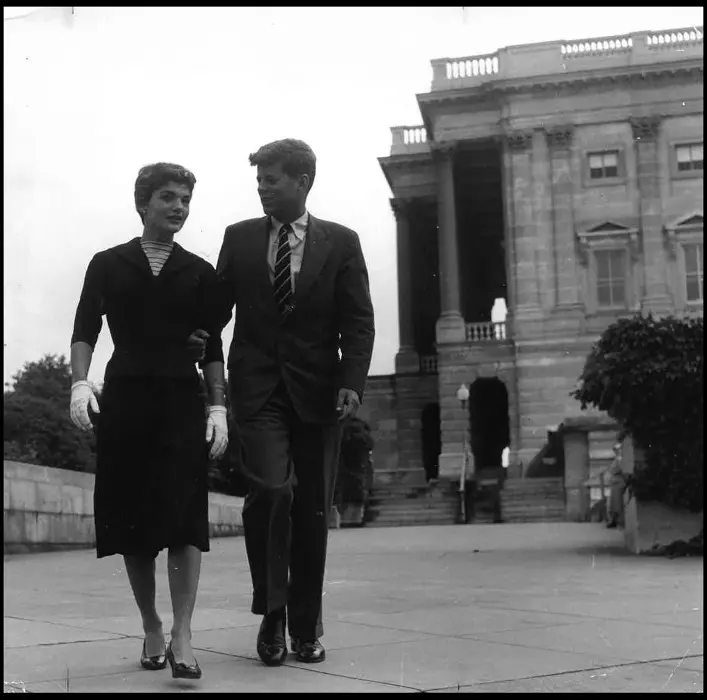 Sotii Kennedy in mai, 1954
