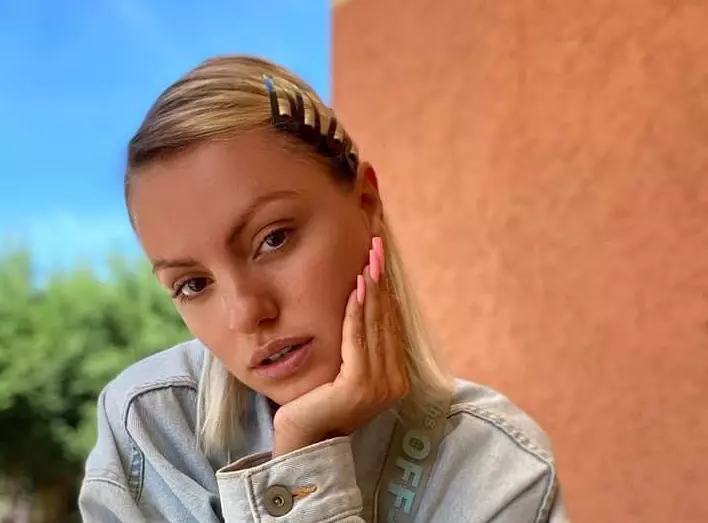 Alexandra Stan Survivor (1)