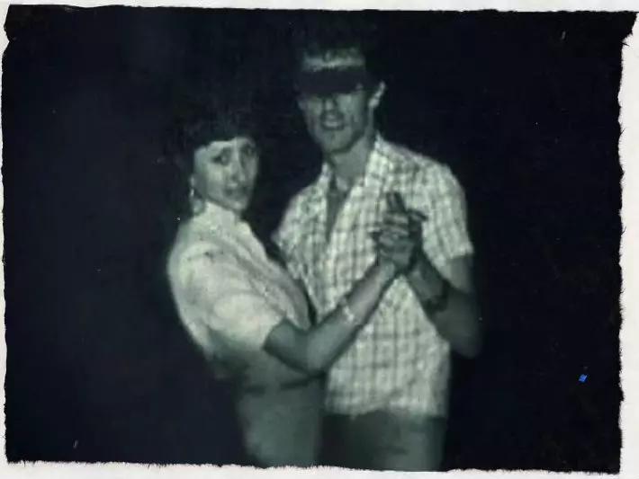 Viorica Dăncilă în tinerețe în liceu