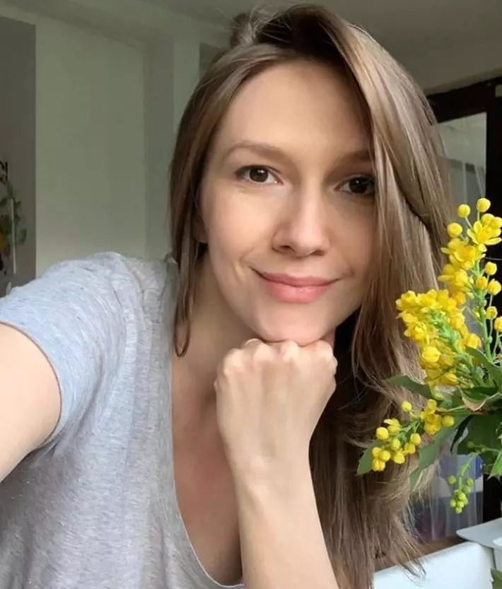 Adela-Popescu-fara-machiaj-3-1