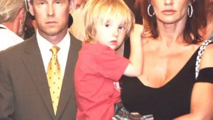 cum-arata-singurul-fiu-al-nadiei-comaneci-12