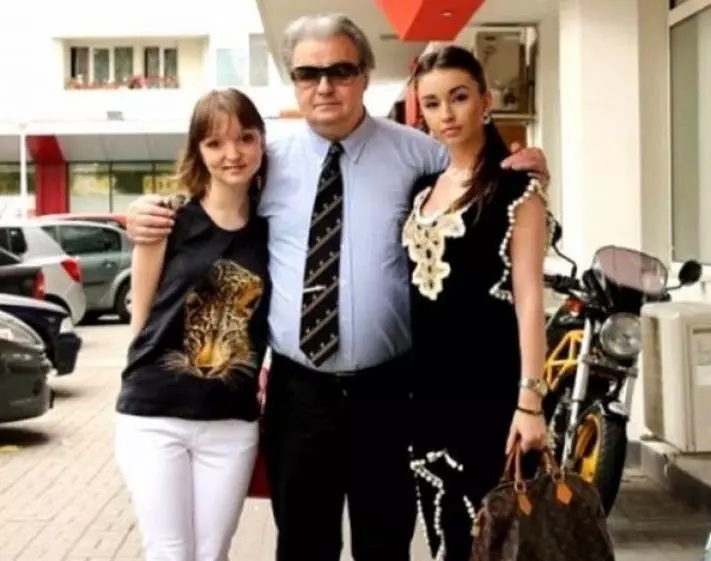 cum-arata-acum-fiica-cea-mica-a-lui-corneliu-vadim-tudor