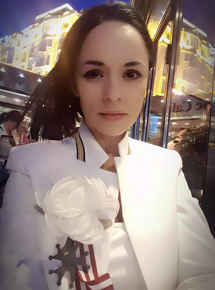 Andreea Marin 3