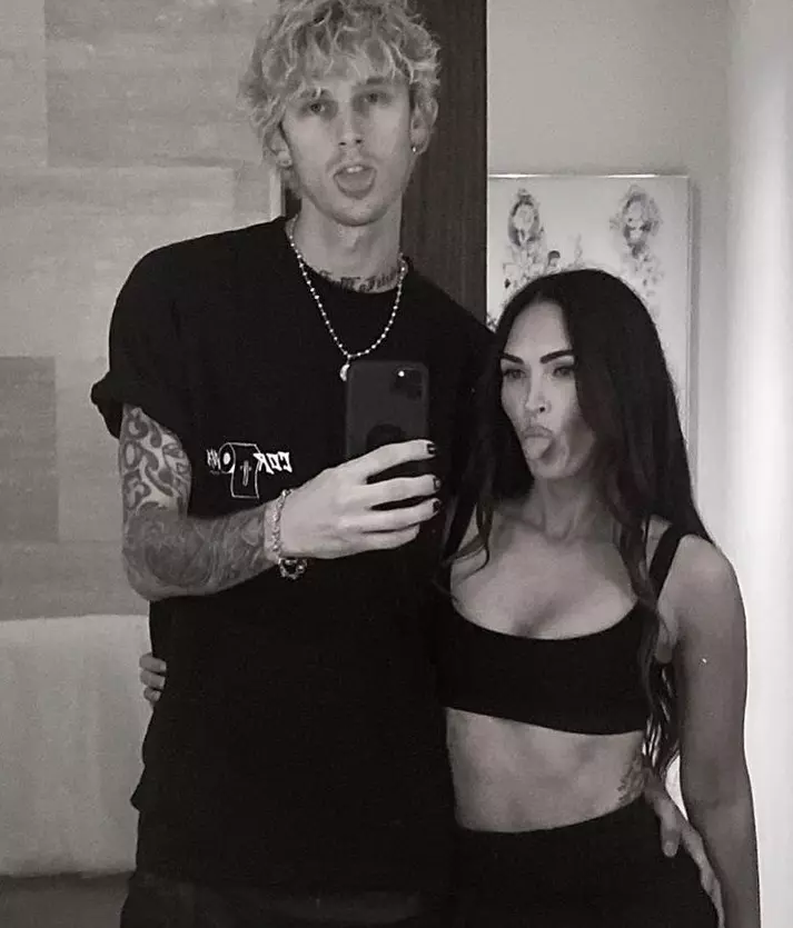 Megan-Fox-și-Machine-Gun-Kelly-2