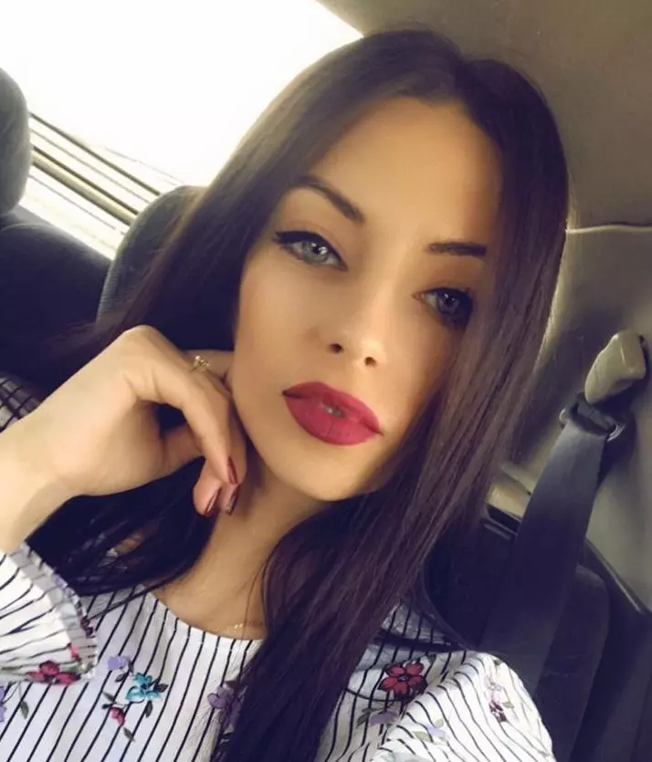 Alexandra-Linca-Mireasa-4