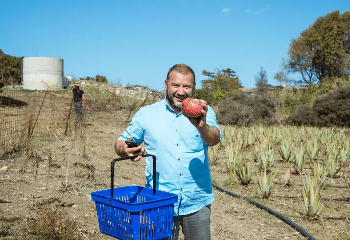 co-prezentatori-chefi-fara-limite-4