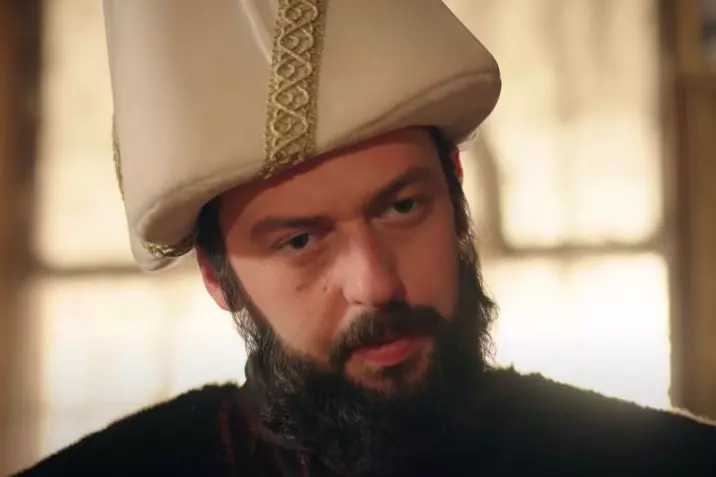 actor-suleyman-magnificul-9