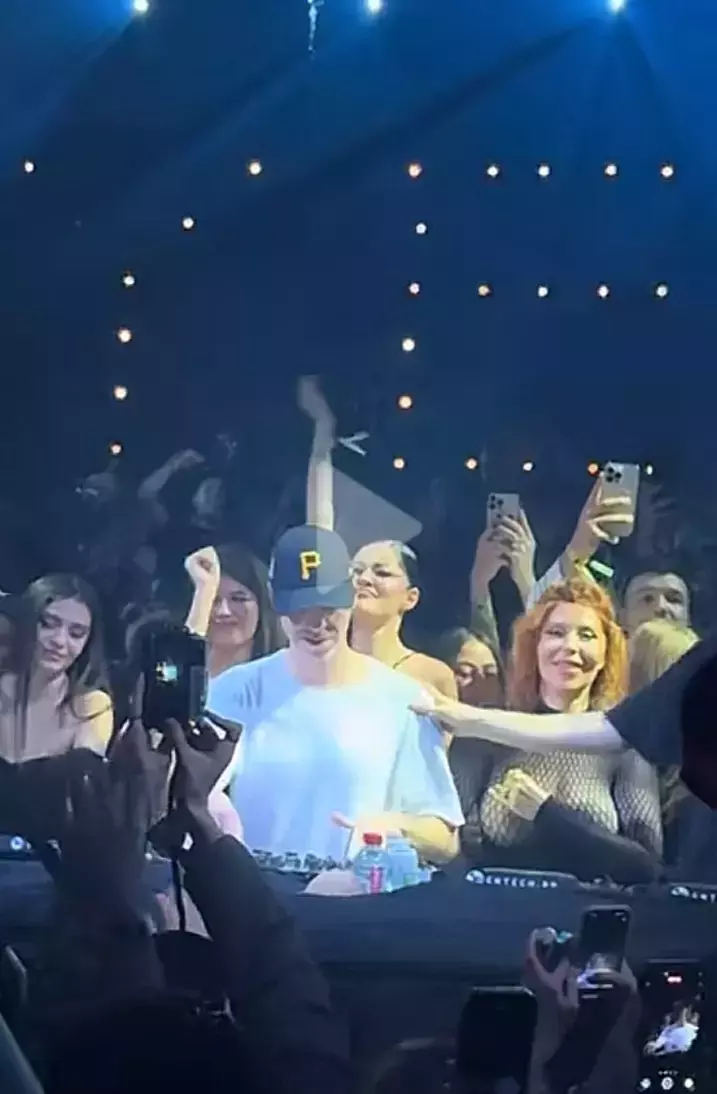 madalina-dorobantu-revelion2