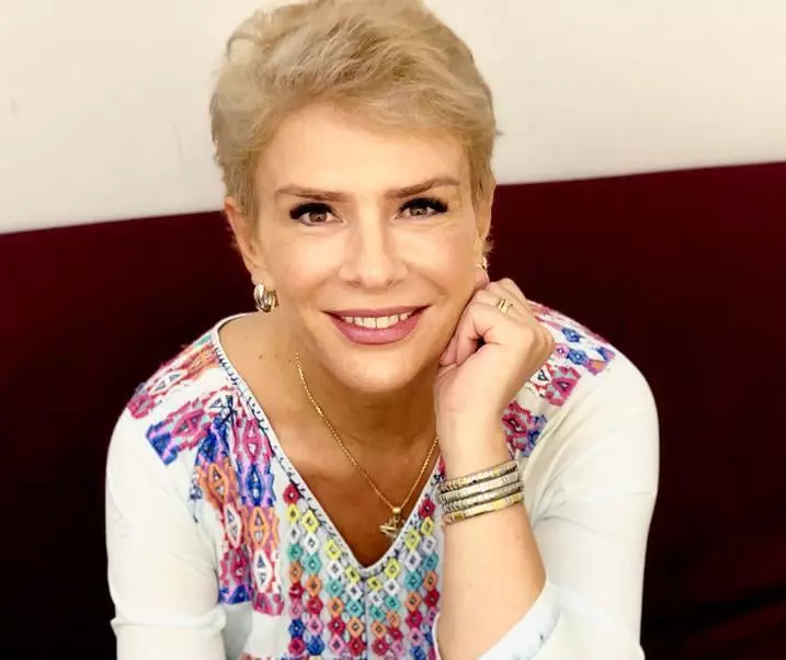 Reactia-lui-Catalin-Botezatu-dupa-ce-Teo-Trandafir-a-spus-ca-l-ar-lua-de-sot.-Ce-cadou-special-i-a-daruit-ea