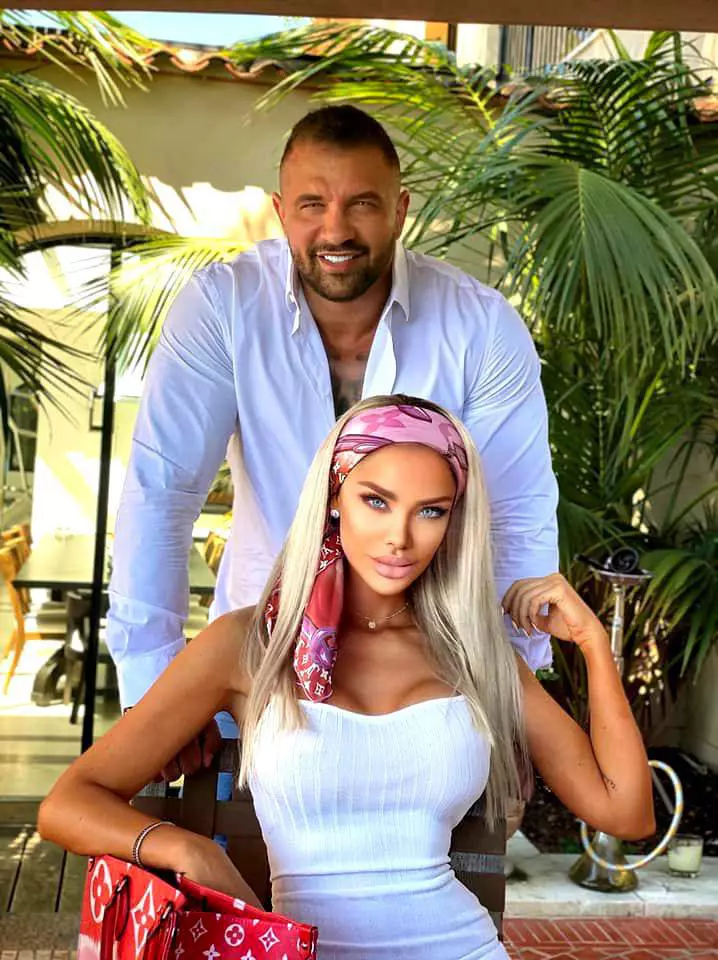 Bianca-Dragusanu-5-3-1-2-1