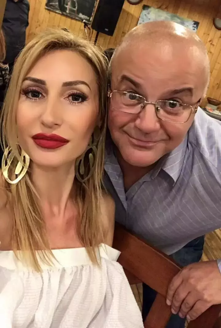 axinte si carmen