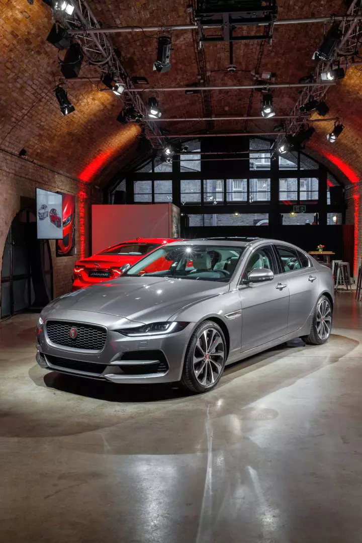 Jaguar XE facelift 051