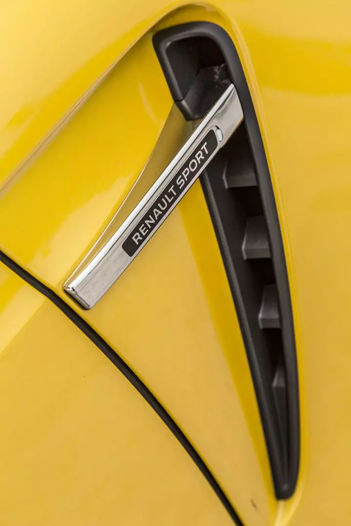 Renault Megane RS 011