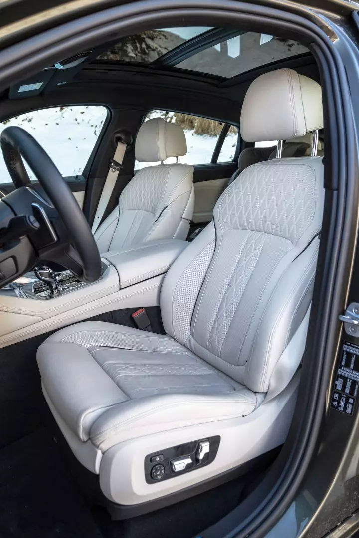 BMW X6 xDrive40d 035