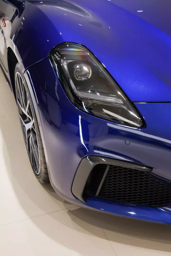 Maserati Gran Turismo pret Romania 010