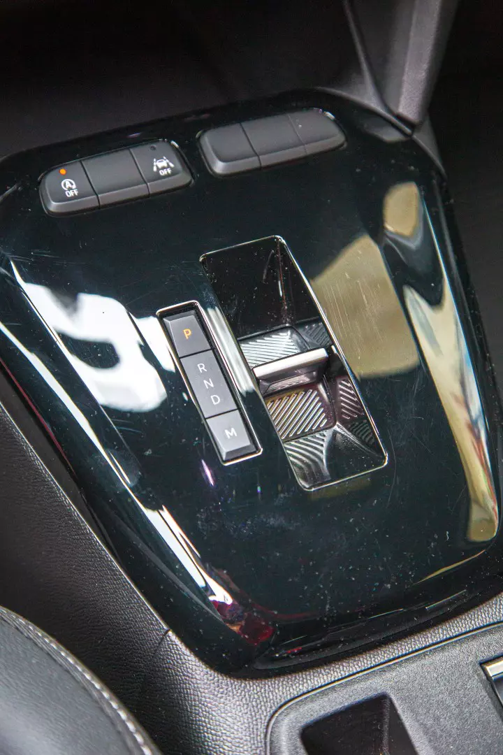 Opel Corsa facelift 032