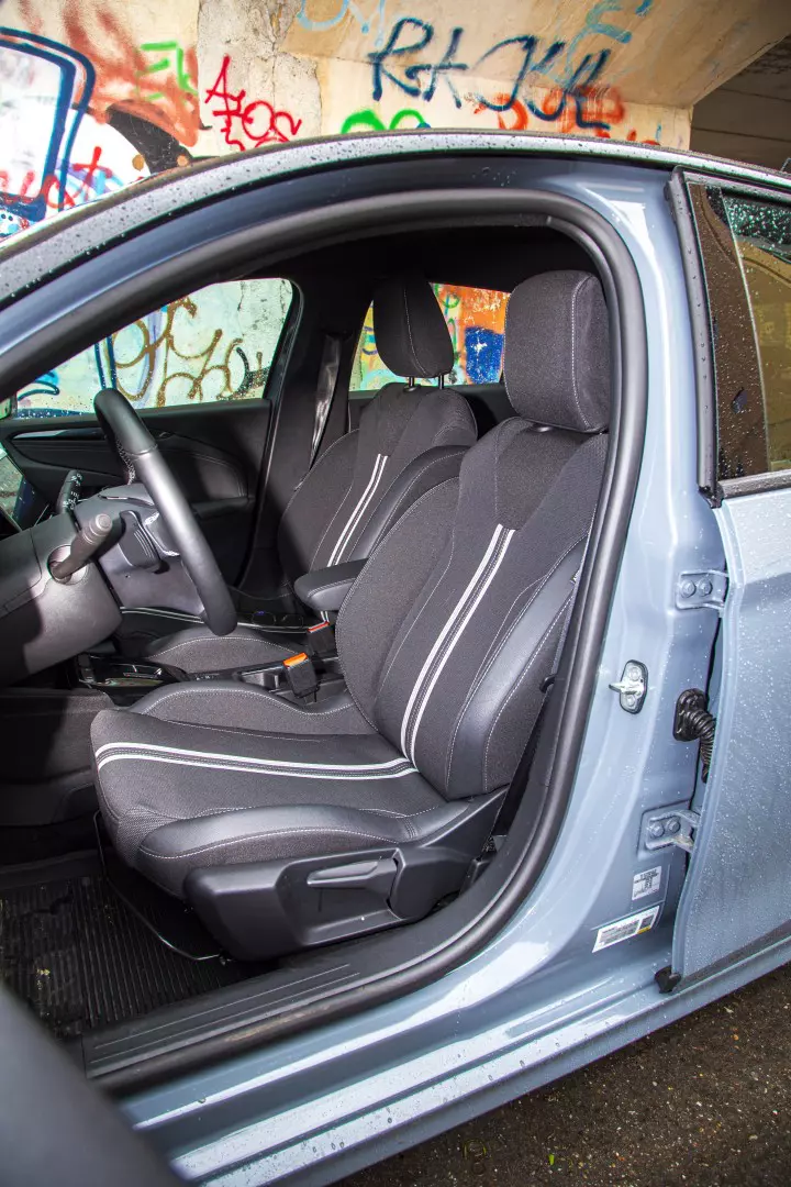 Opel Corsa facelift 036