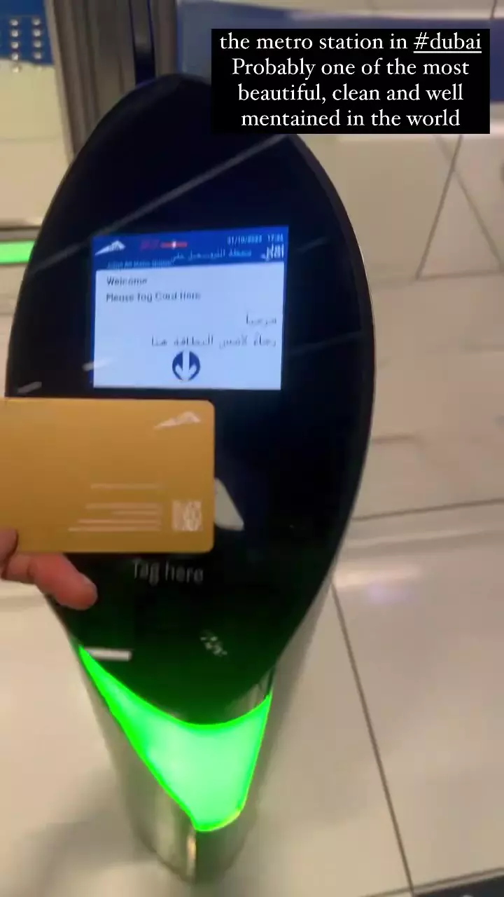 metrou Dubai Iulia Vântur