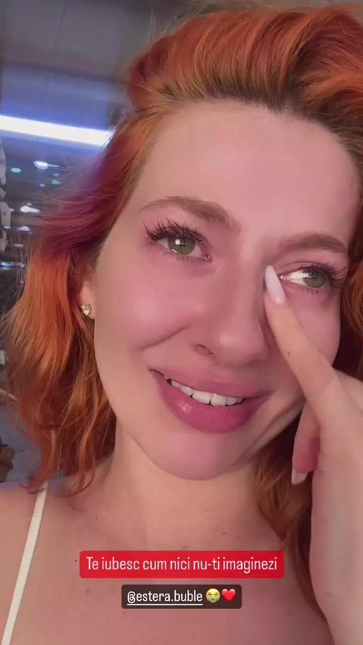 Lidia Buble, emoționată până la lacrimi de vestea că sora ei, Estera Buble, este însărcinată cu al treilea copil
