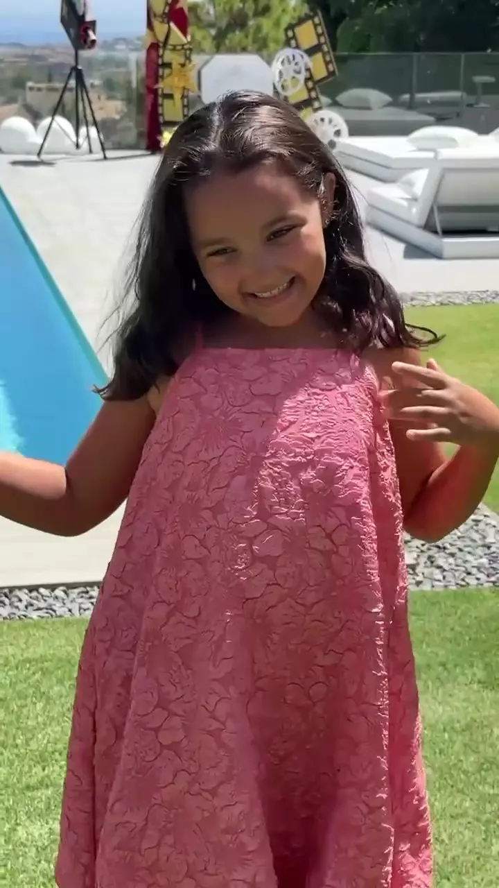 Petrecere surpriză Spania aniversare 9 ani Eva Măruță