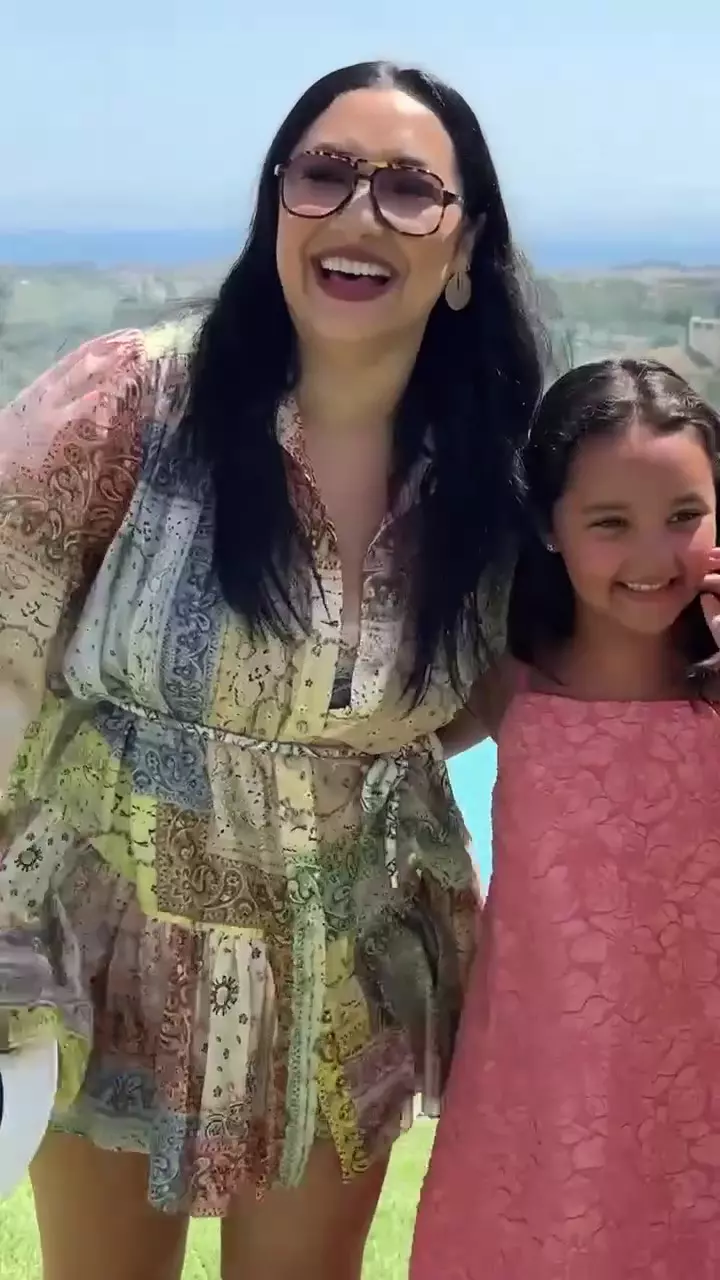 Petrecere surpriză Spania aniversare 9 ani Eva Măruță