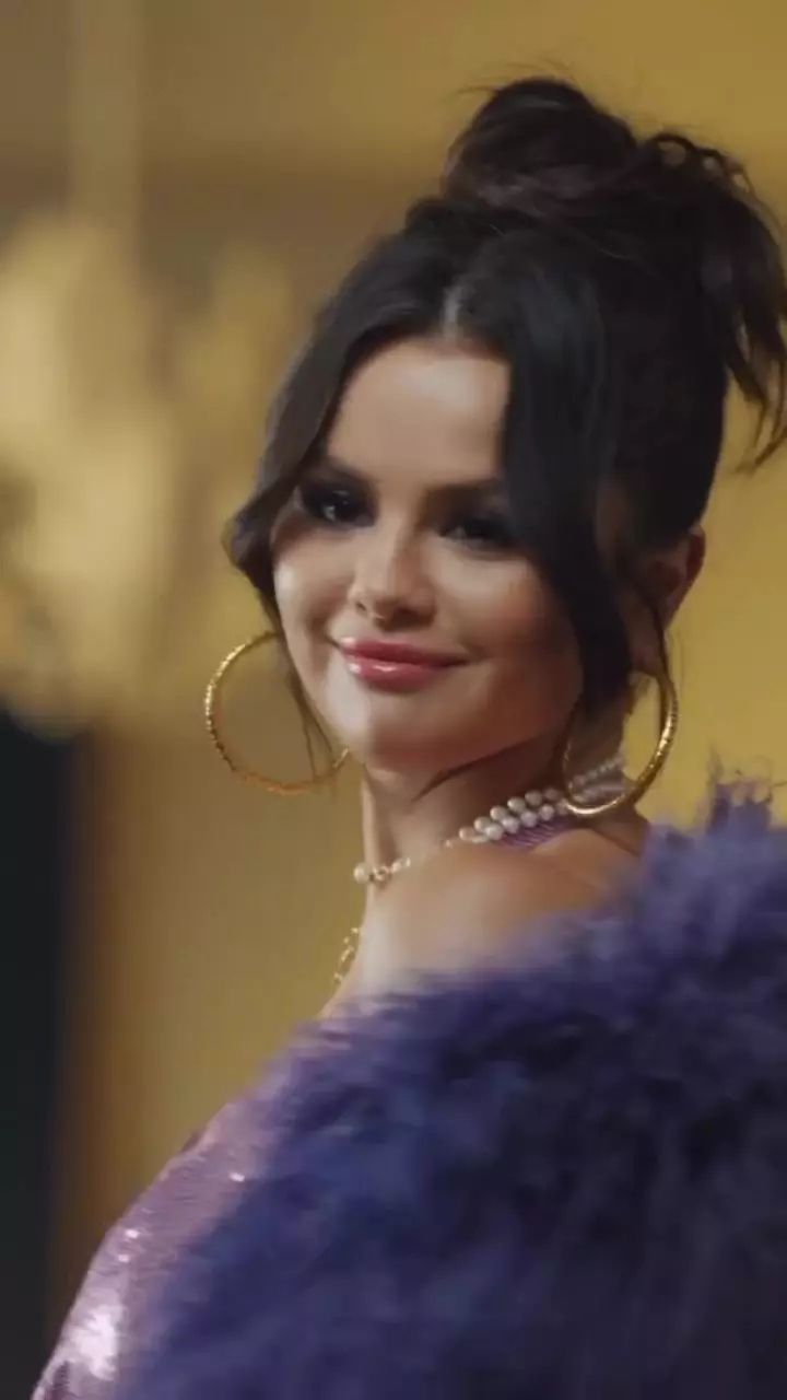 Tunsori păr des - breton cortină