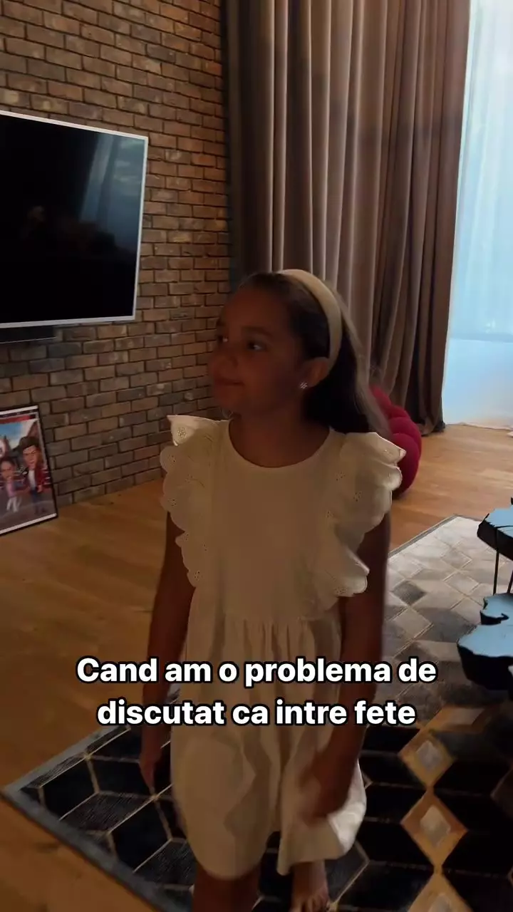 Andra și Cătălin Măruță casa living (6)