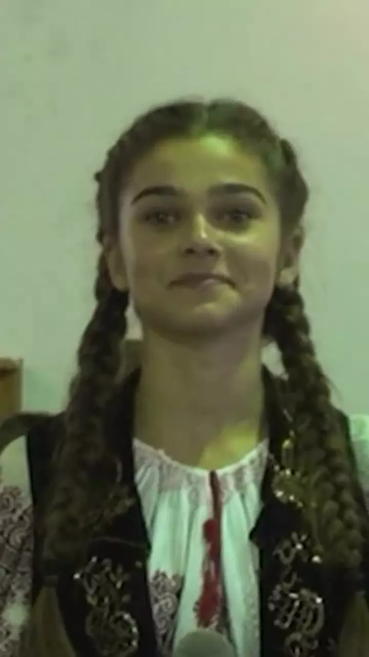 Imagini cu Theo Rose în documentarul „Theo Rose Pe vechi. O călătorie în timp”, realizat de soțul ei, Anghel Damian, și de regizorul Millo Simulov (2)
