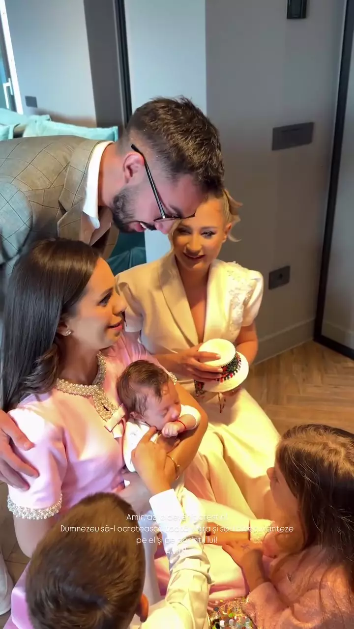 Georgiana Lobonț, copiii ei, Irina și Edi, Claudia Puican, Armin Nicoară și fiul lor, Amir Efrem (2)