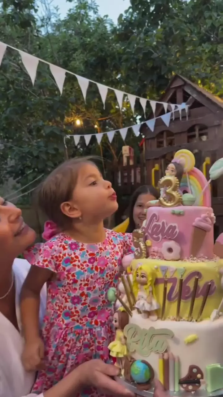 Laura Cosoi petrecere aniversară fetițe iunie 2025 (4)
