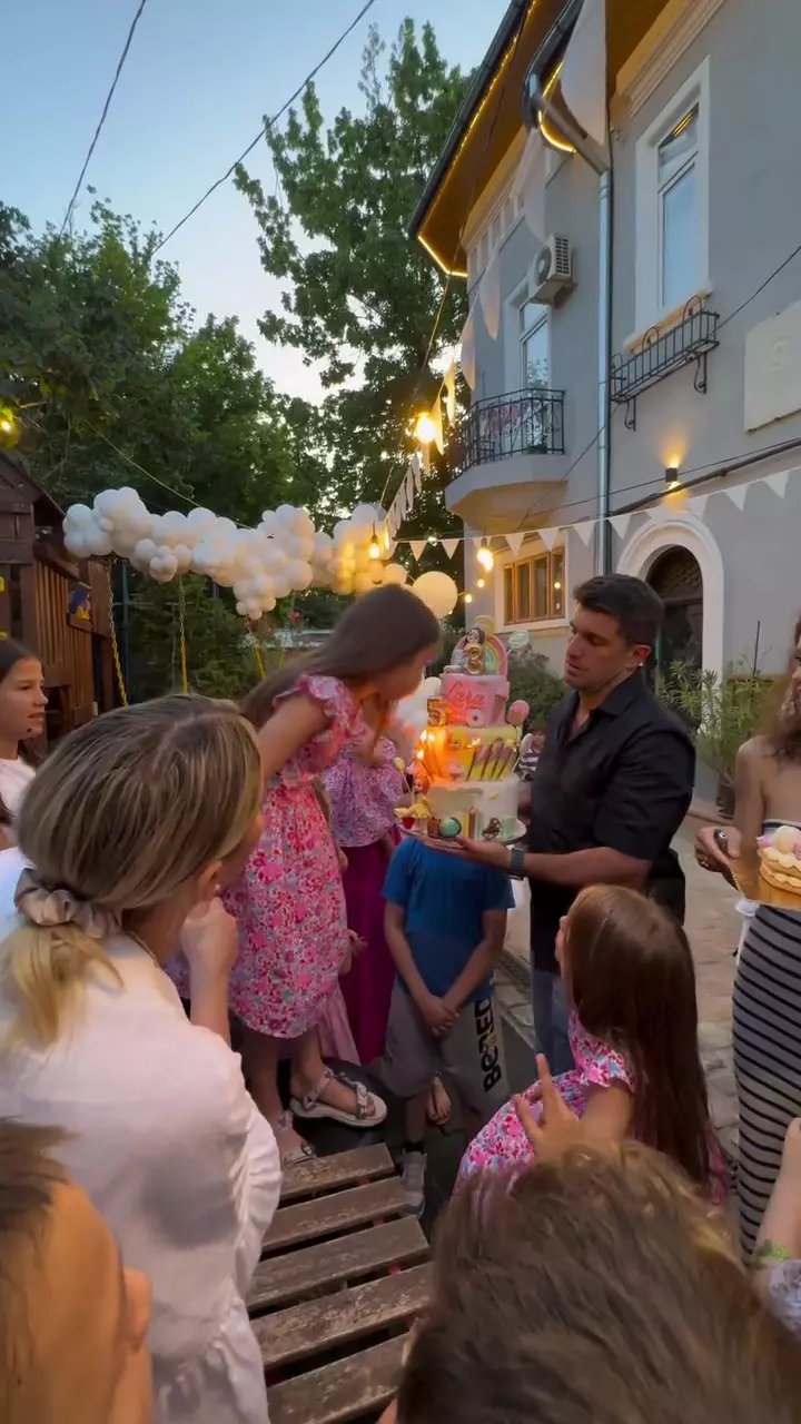 Laura Cosoi petrecere aniversară fetițe iunie 2025 (6)