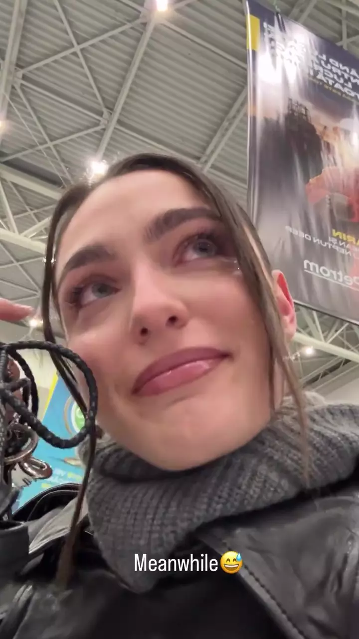 Alexia Eram și-a luat la revedere de la fratele mai mic, Aris Eram, cu lacrimi, înaintea filmărilor pentru Survivor 2026 (2)