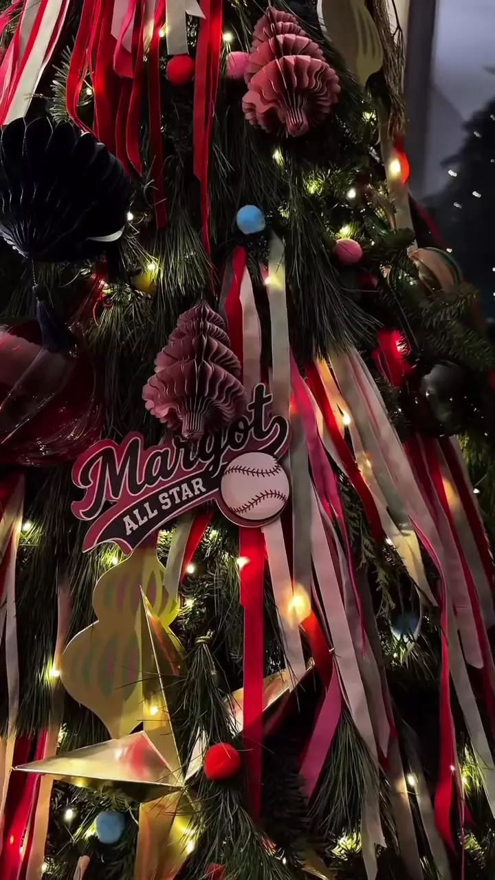 Brad Alexia Eram (6)